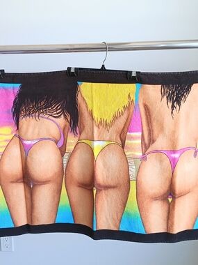 VTG 1994 JGR Enterprises Beach Towel Bikini Babes Neon Sunset Pop Art Retro 27x5